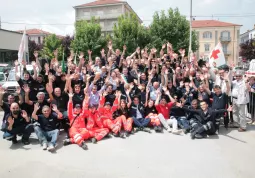 I volontari del Comitato di Busca della Croce Rossa Italiana in una bella foto del 2010